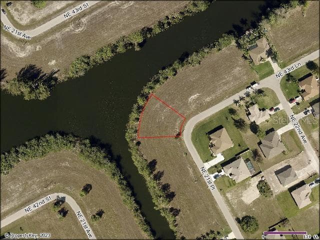 2113 Ne 43rd Ln, FL