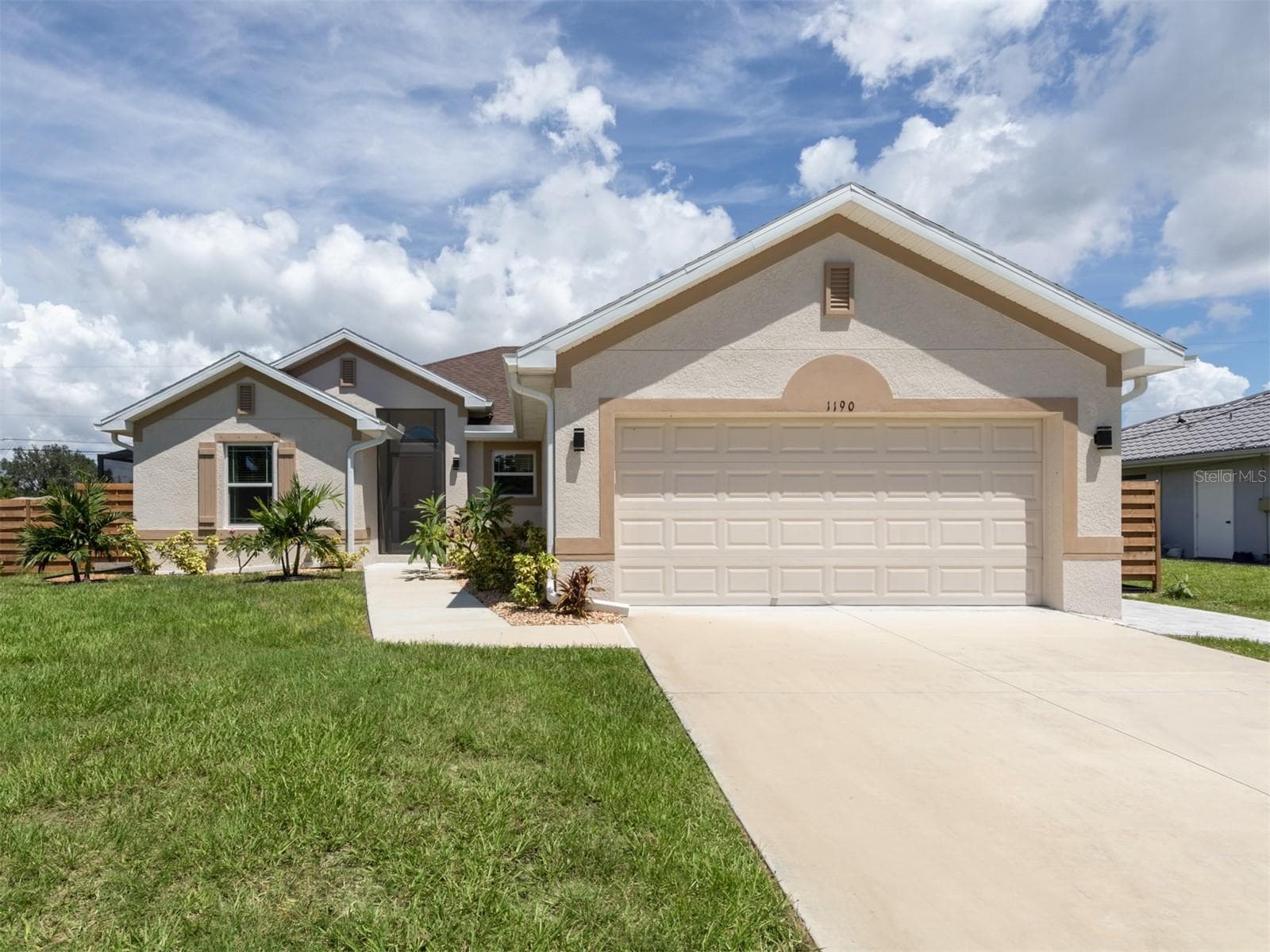1190 Euclid Rd, FL