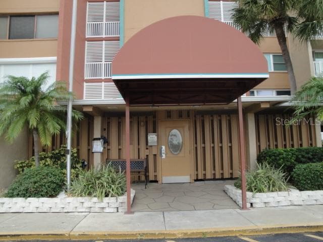 500 Treasure Island Cswy #202, FL
