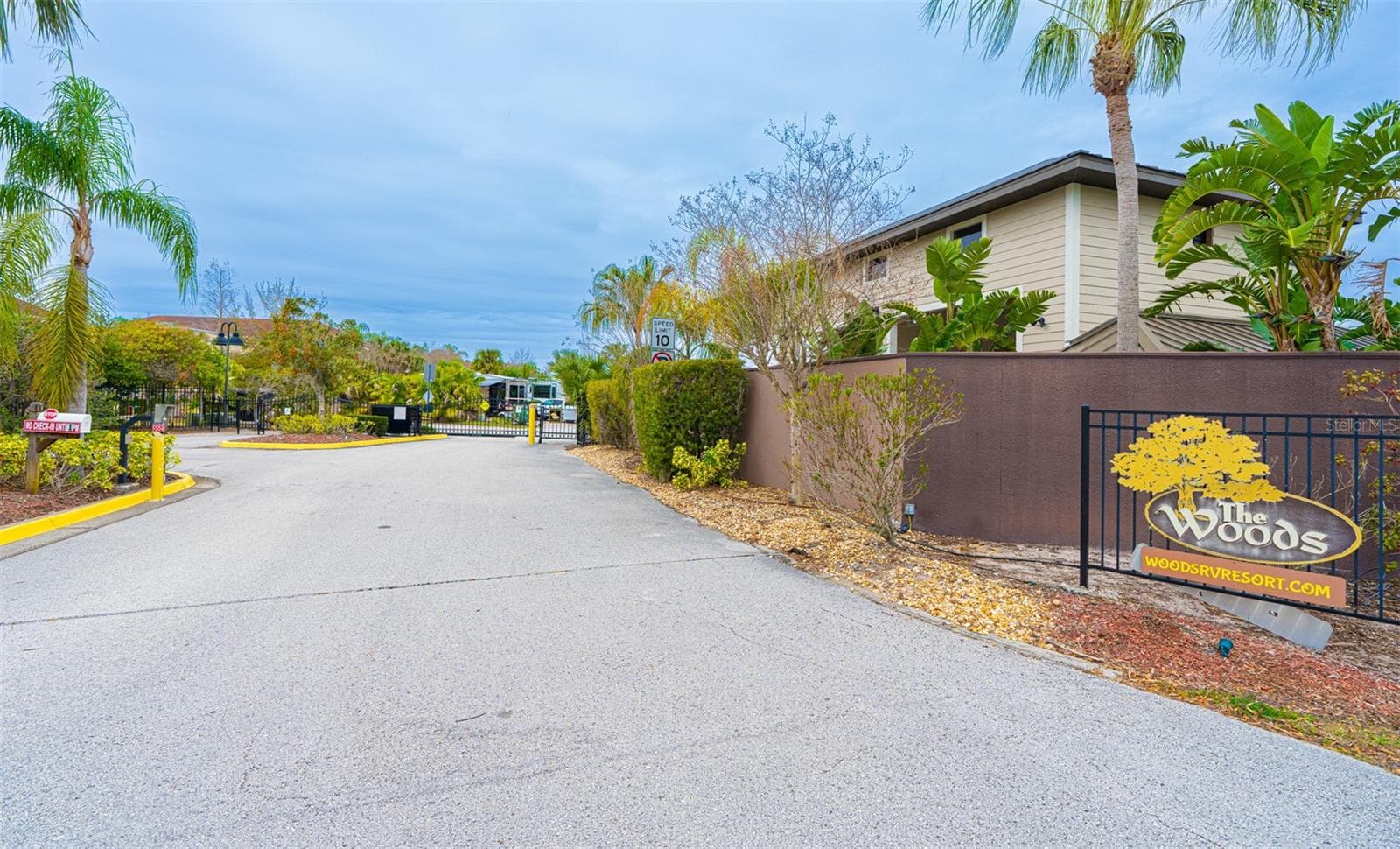 6742 Amanda Vista Cir, FL
