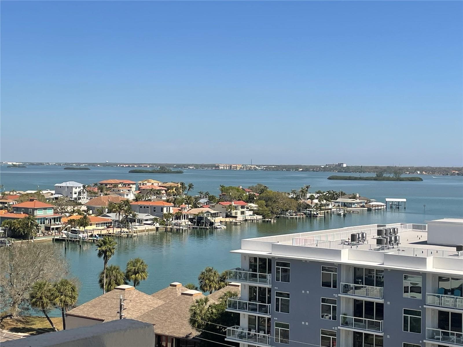 400 Island Way #908, FL
