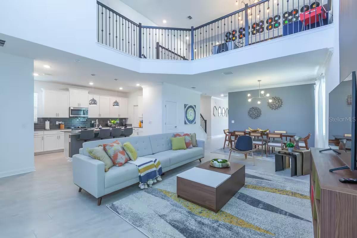 2924 Protagonist St, FL