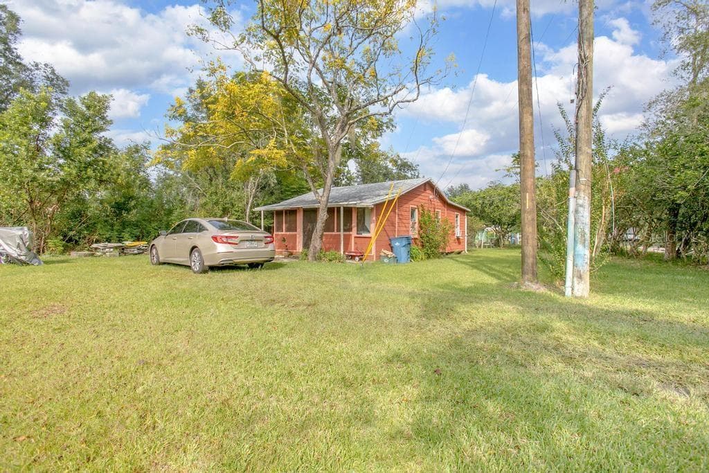 1 Smith Ct, FL