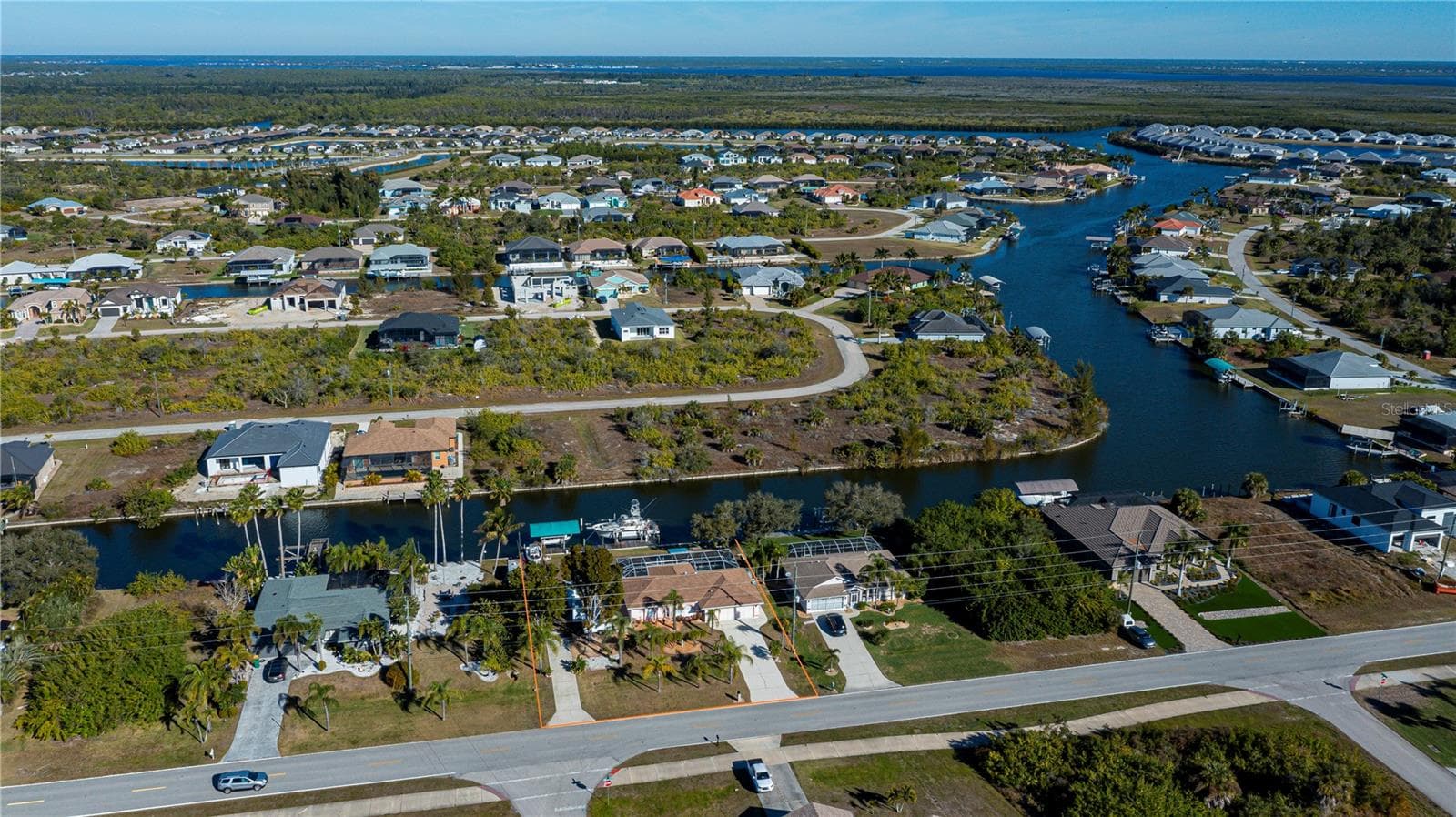 8861 Calumet Blvd, FL