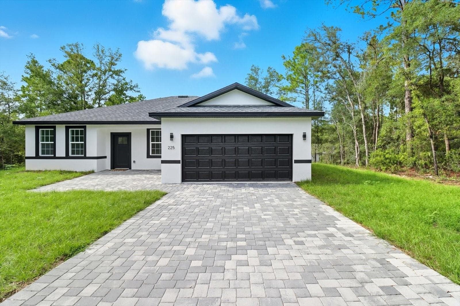 225 W Diego Pl, FL