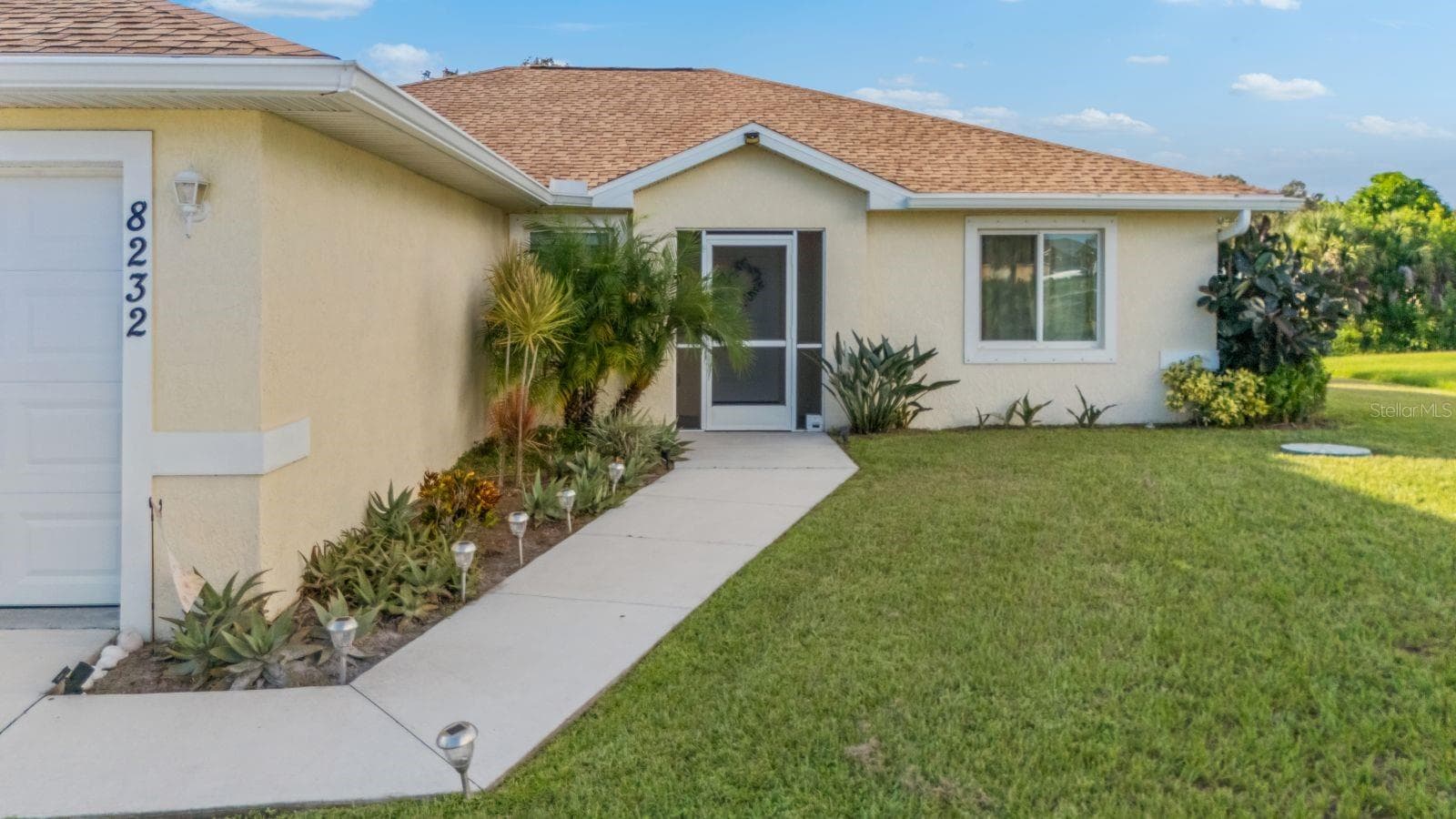 8232 Wawana Rd, FL