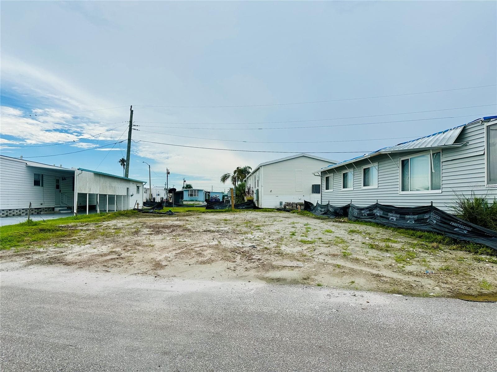 359 Tampico Dr, FL