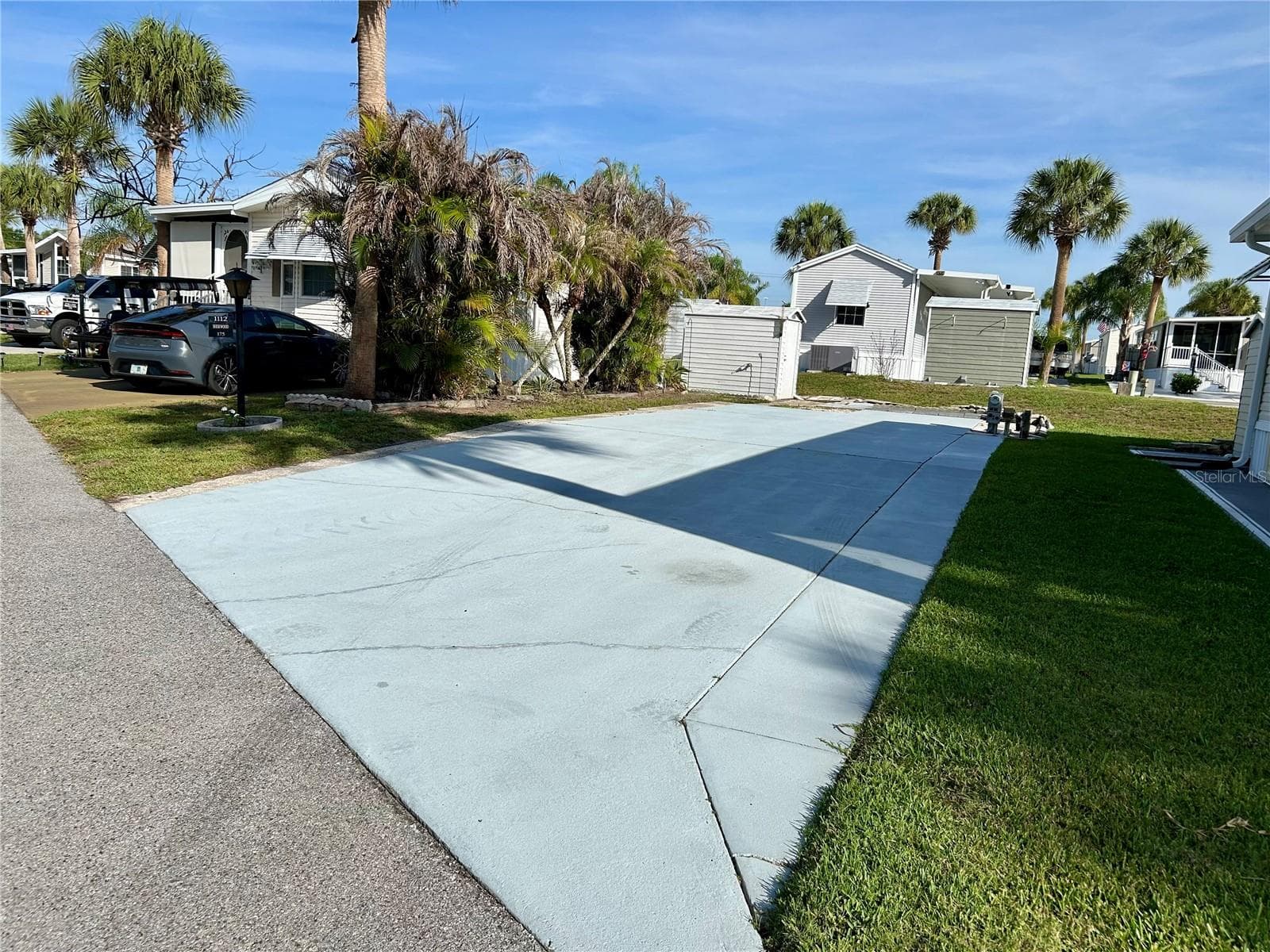 1112 Feather Ln, FL