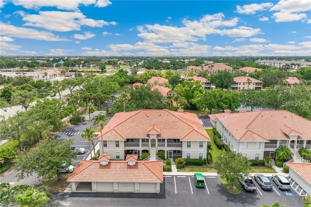 10202 L Pavia Blvd #10202, FL