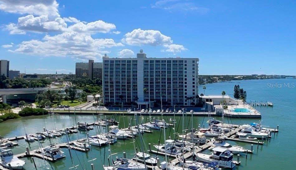 100 Pierce St #1001, FL