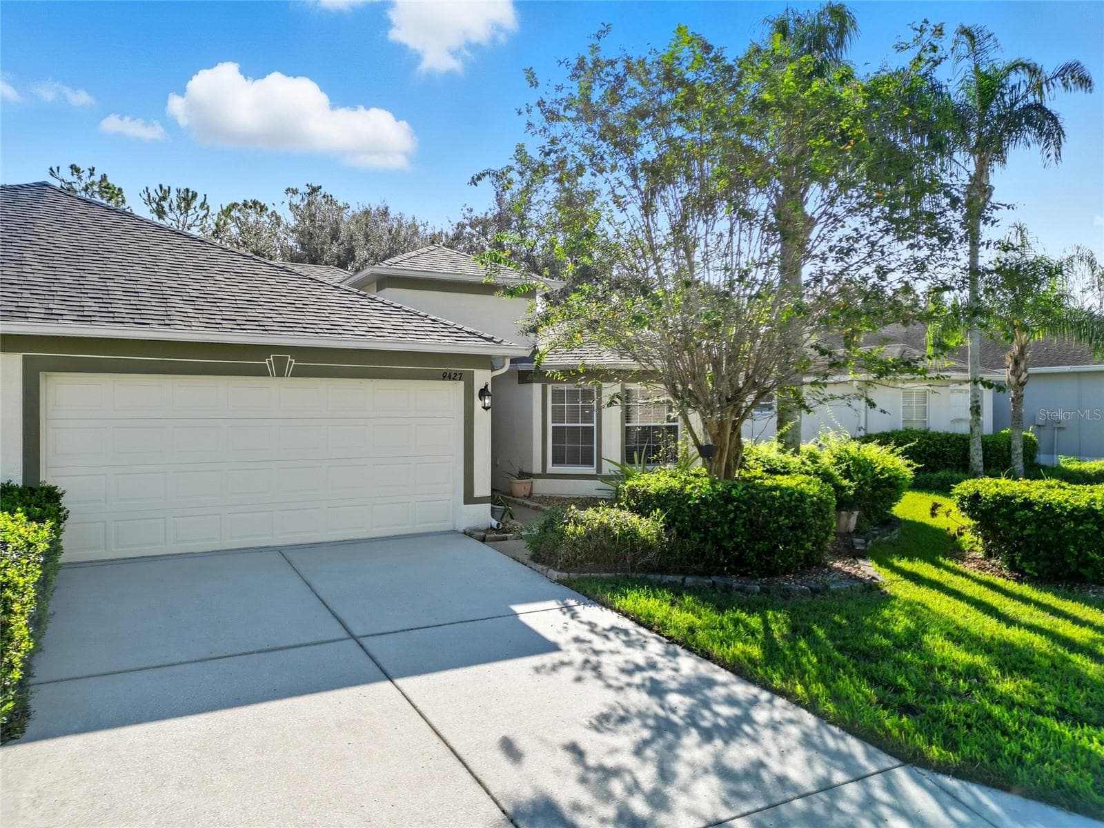 9427 Rolling Cir, FL
