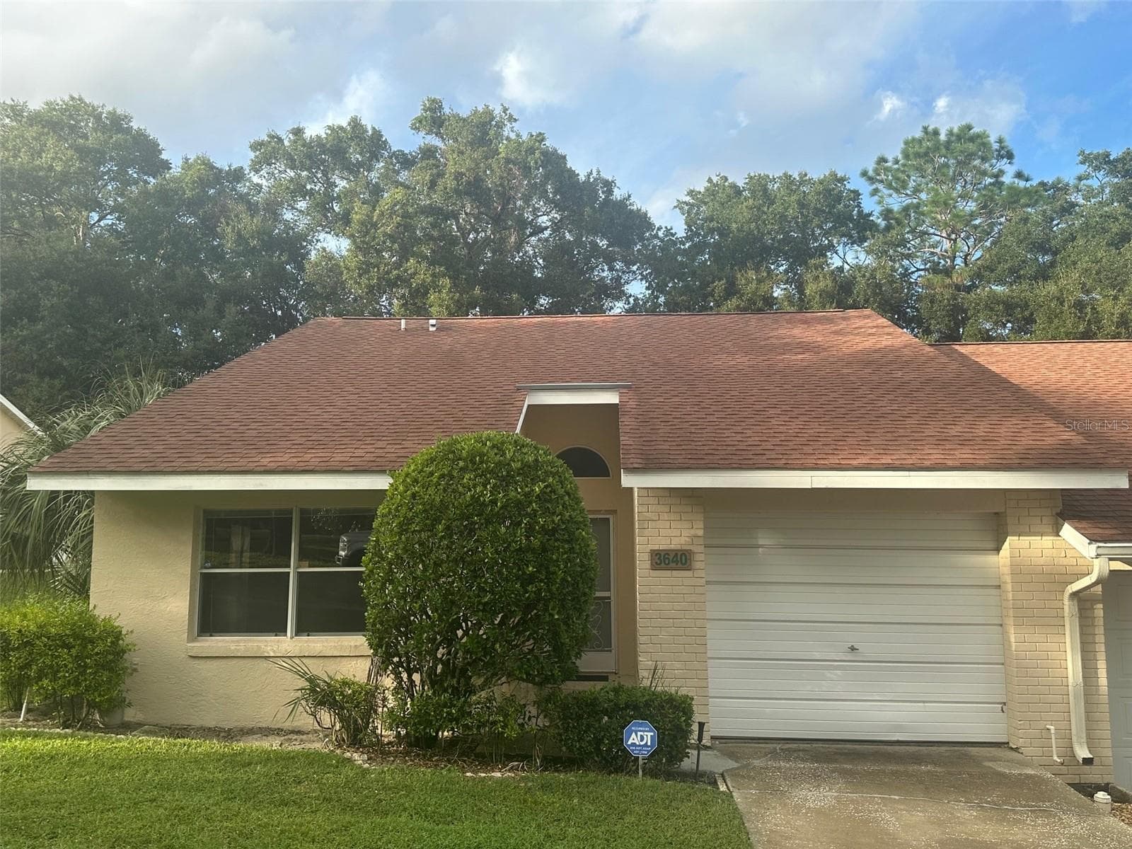 3640 N Lucille Dr, FL