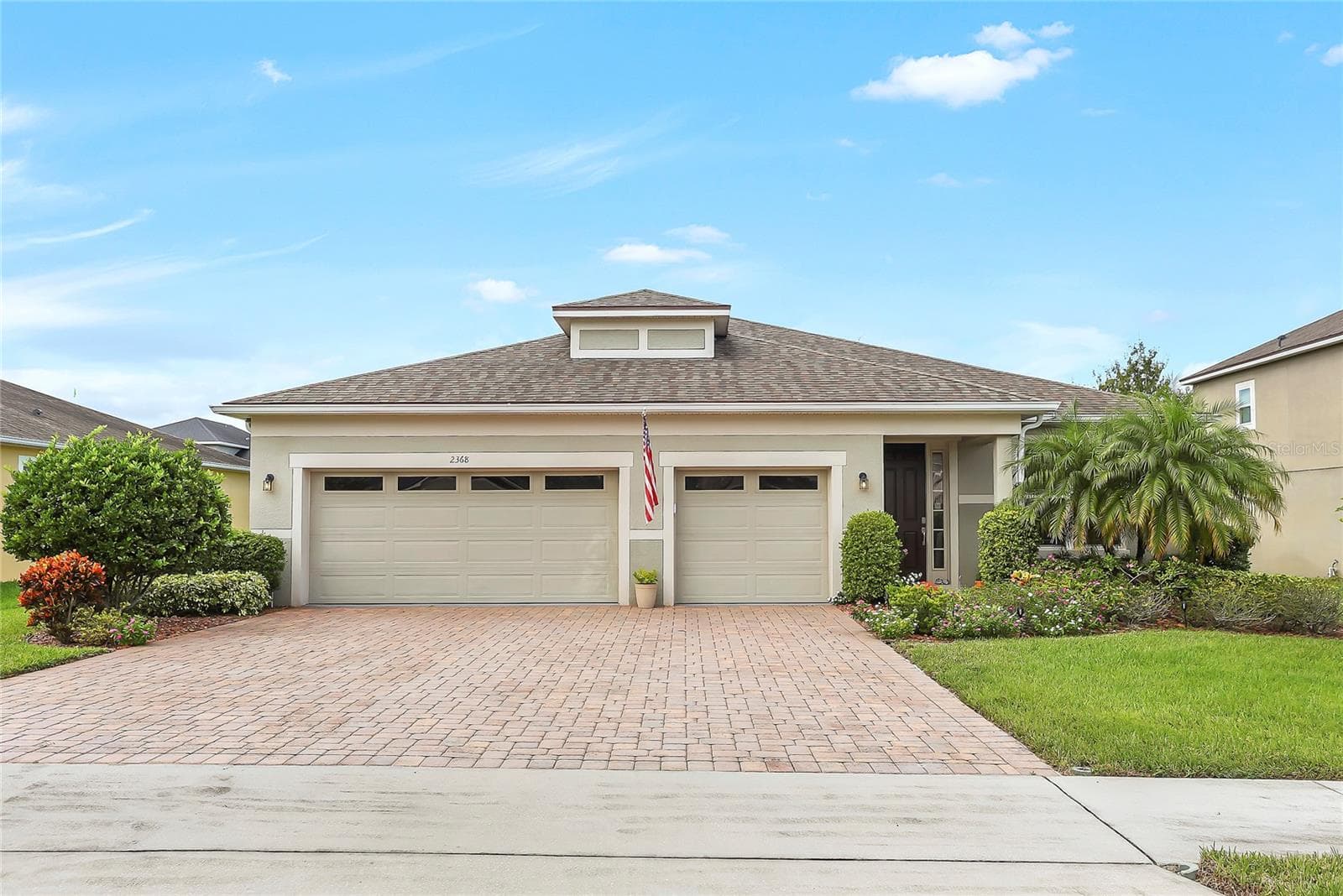 2368 Oxmoor Dr, FL