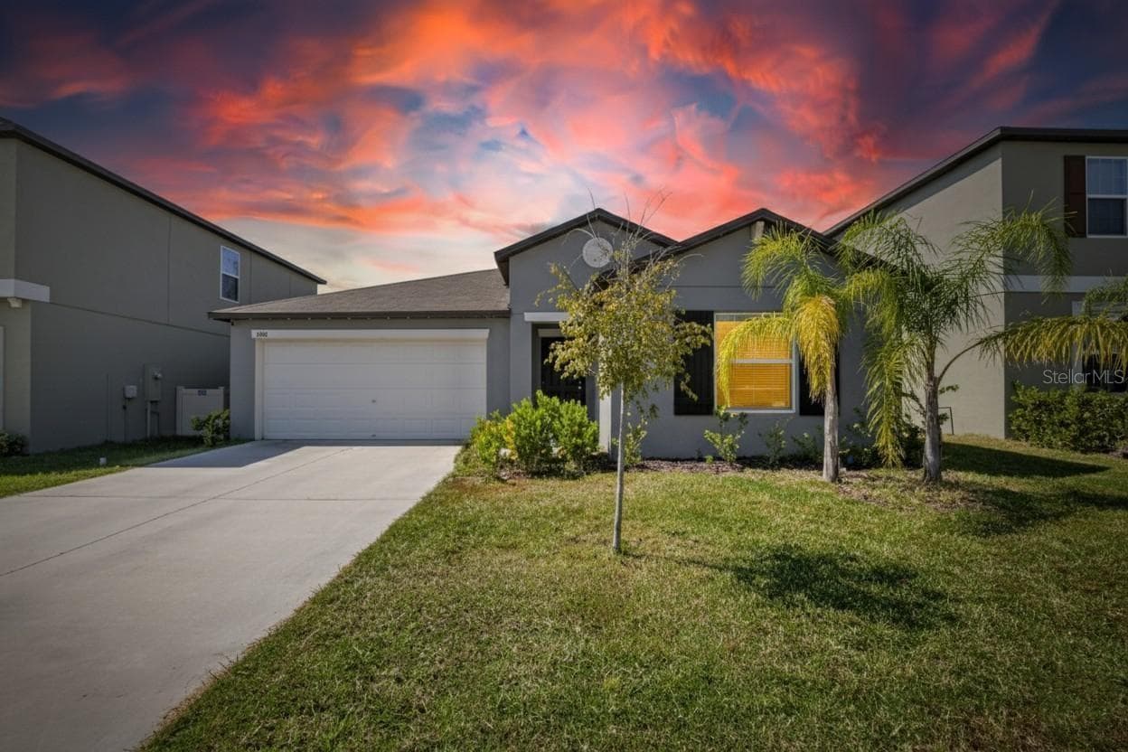 1748 Red Loop, FL