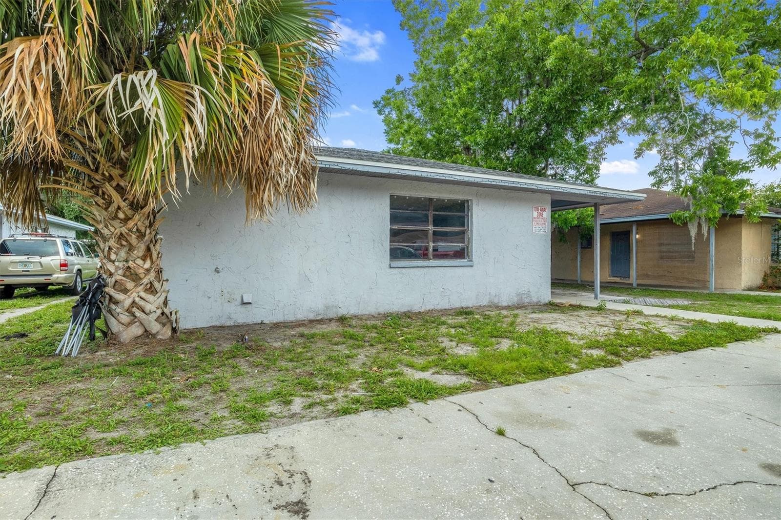 2464 Chestnut Woods Dr, FL