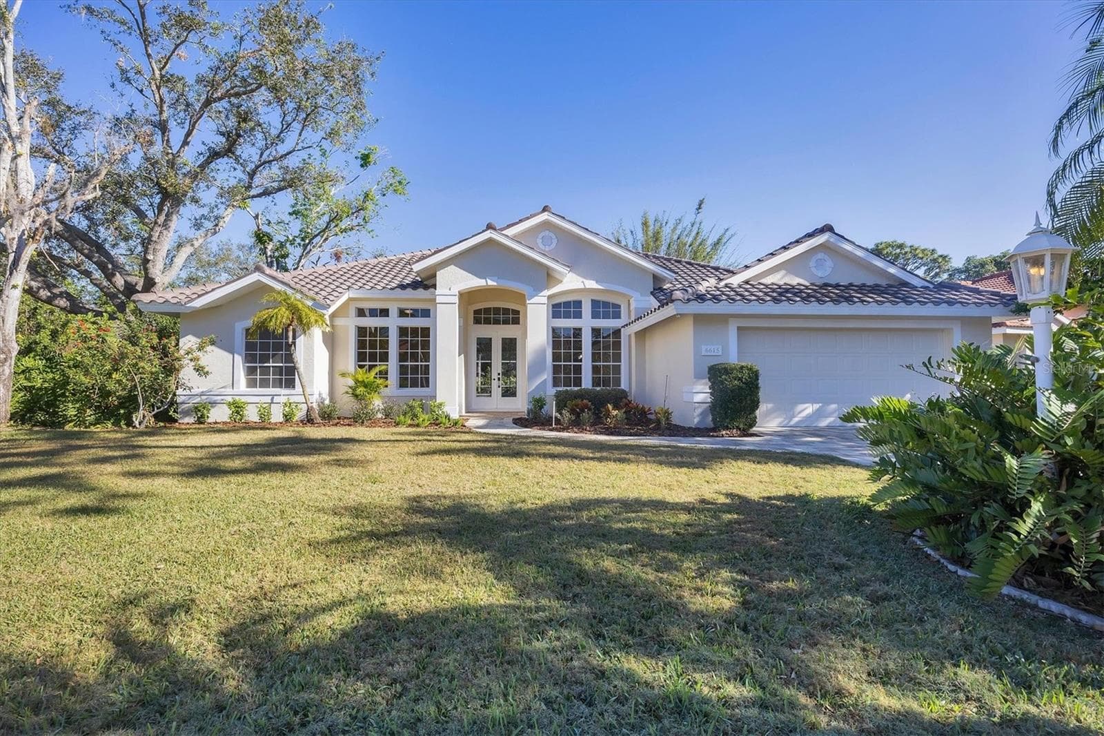6615 Hunter Combe Xing, FL