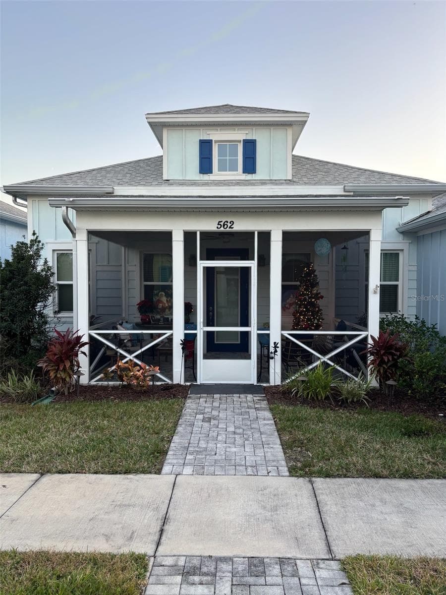 562 Landshark Blvd, FL