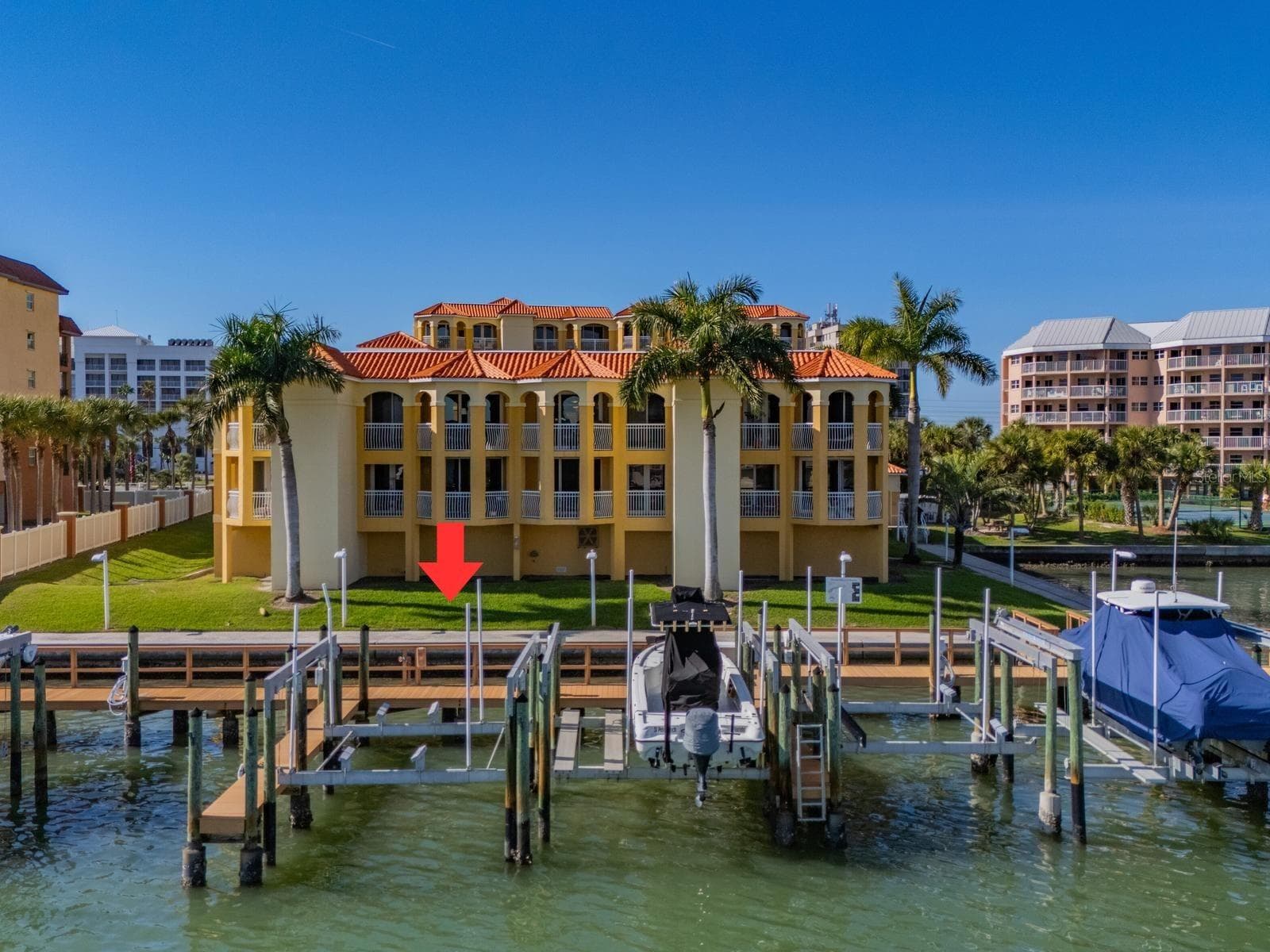 5353 Gulf Blvd #B202, FL