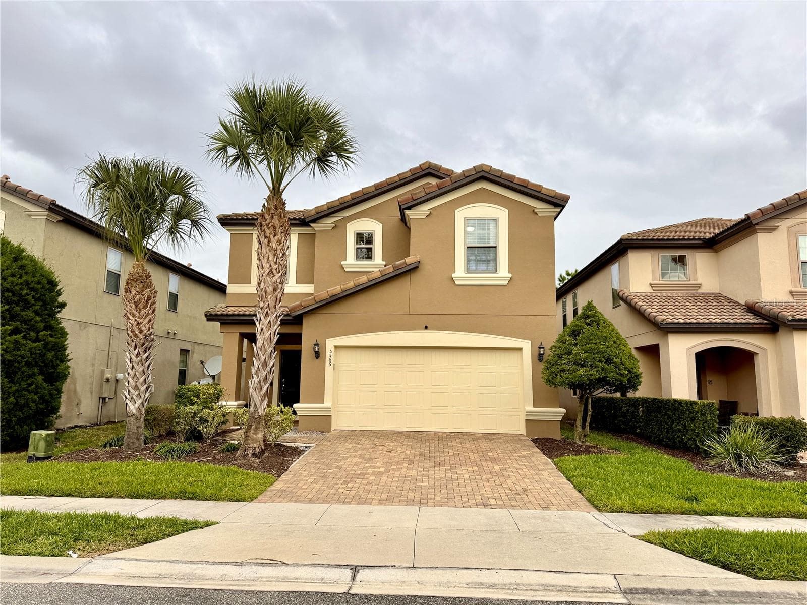 5565 Misty Oak Cir, FL