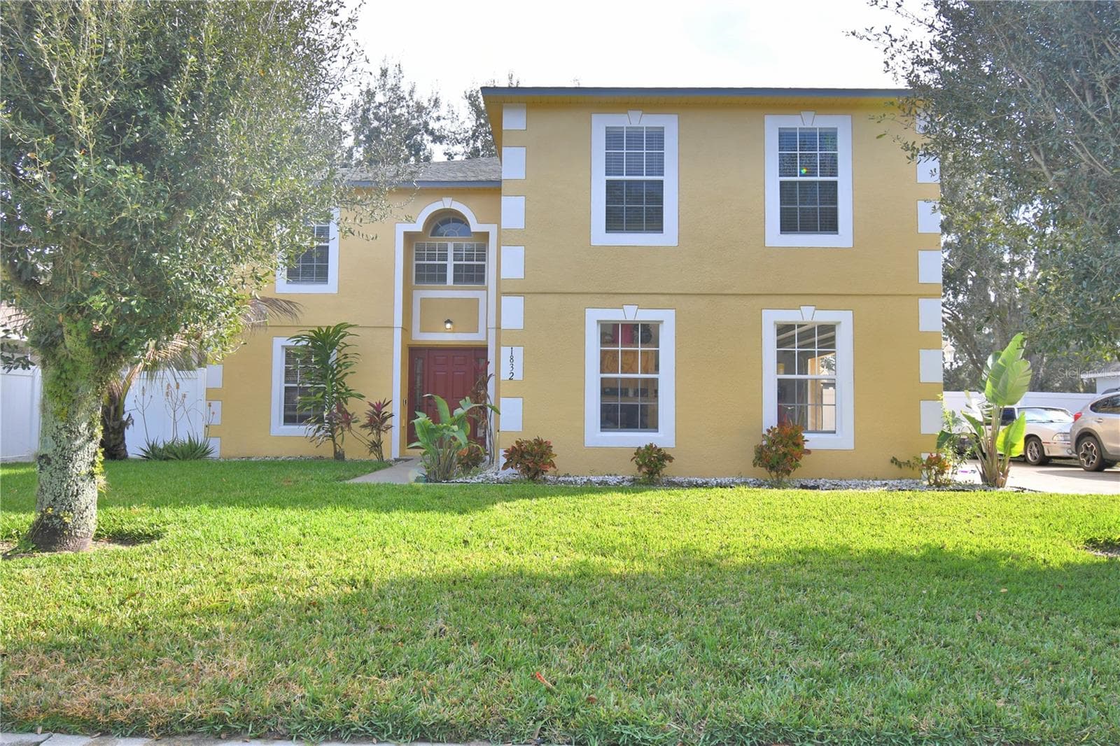 1832 Alambra Cir, FL