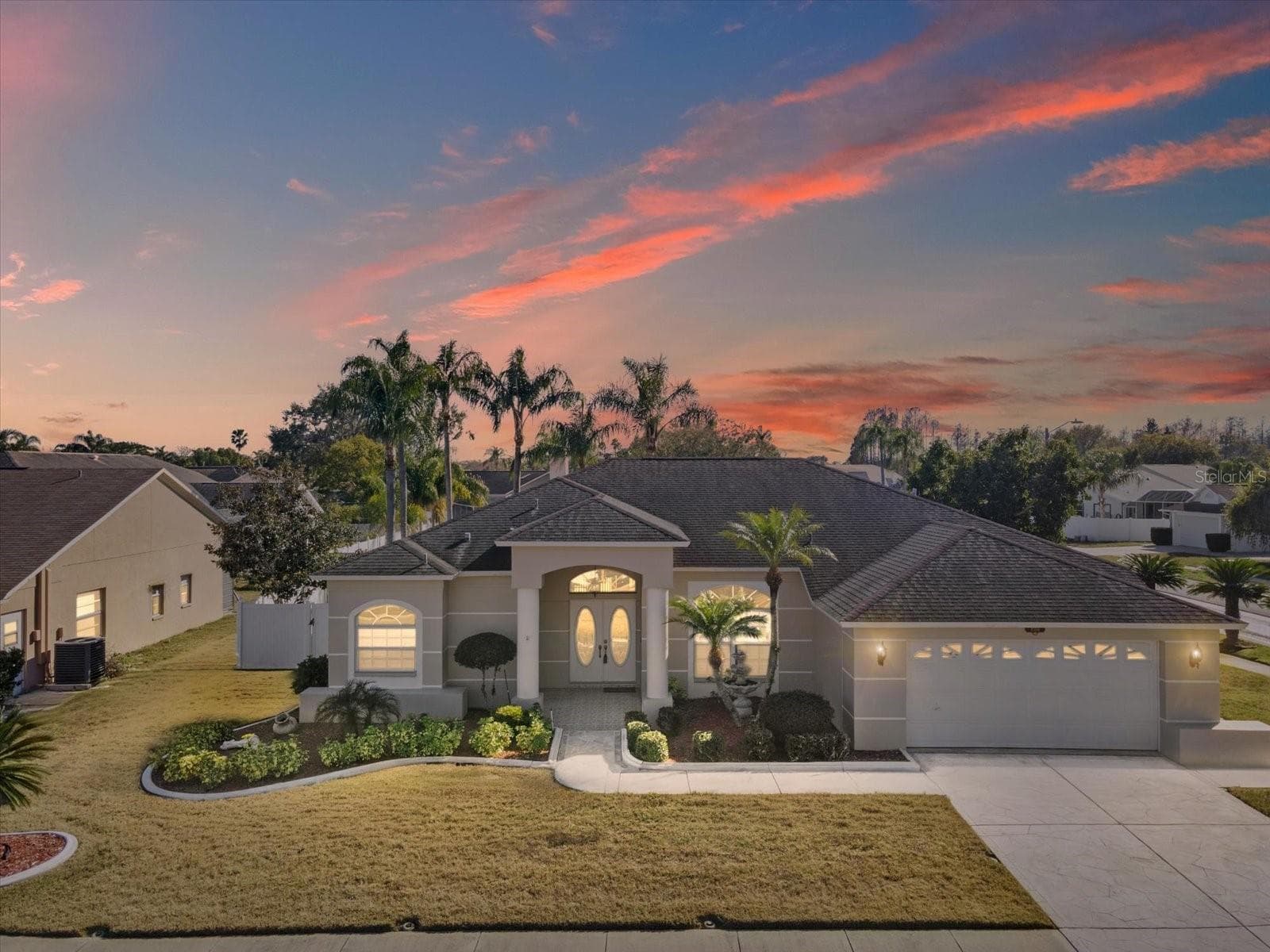 8704 Cypress Lakes Blvd, FL