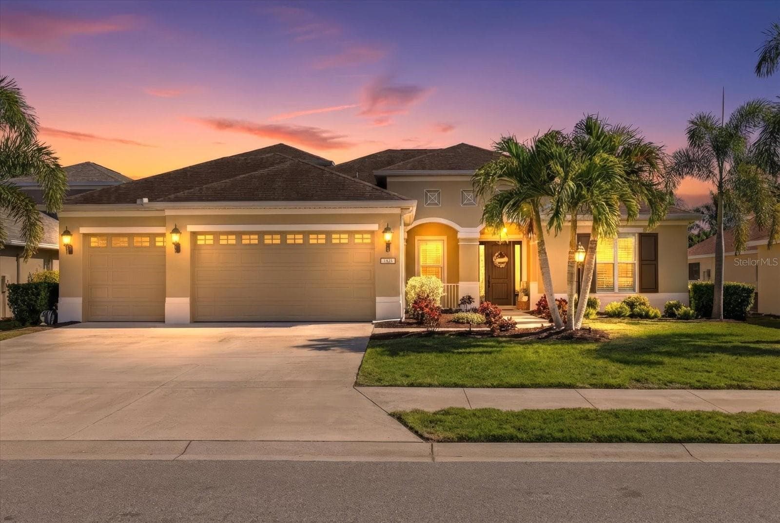 4727 Balboa Park Loop, FL