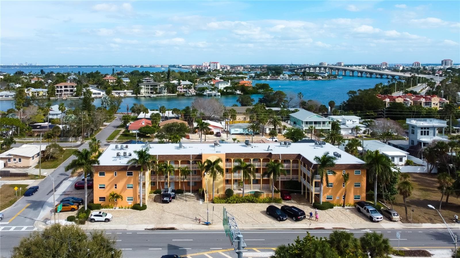 3575 Gulf Blvd #204, FL