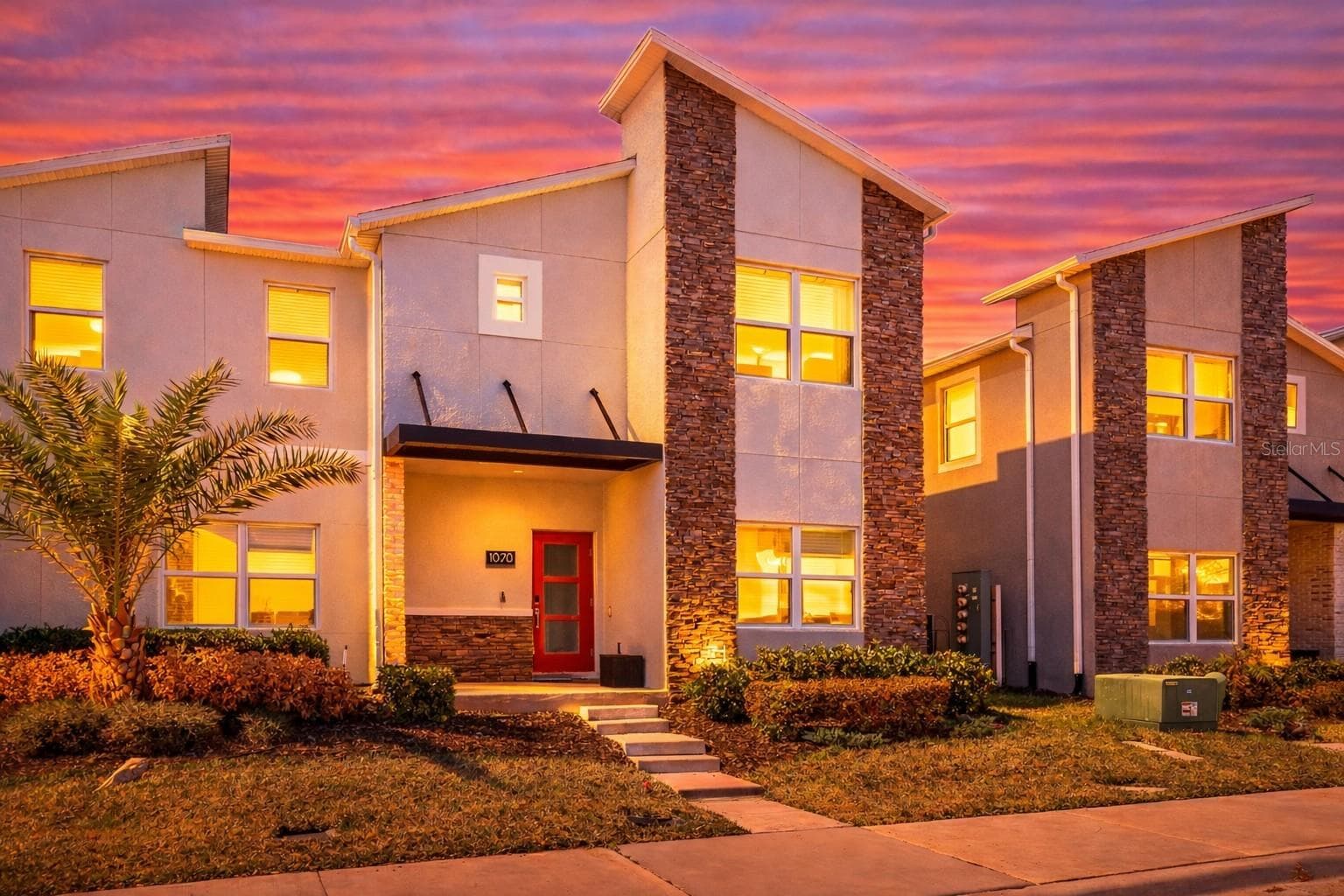 1070 Splash Shot Pl, FL