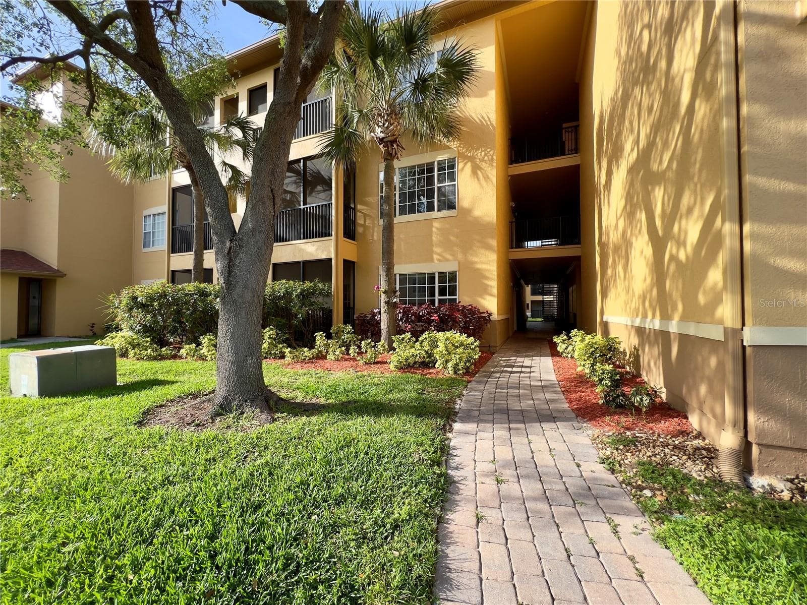4309 Bayside Village Dr #102, FL