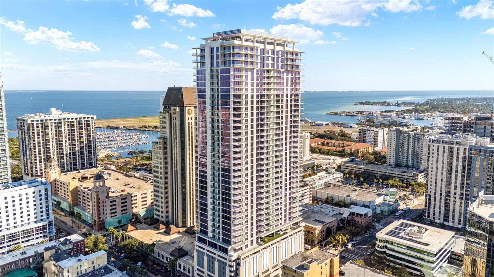 275 1st Ave S #2206, FL