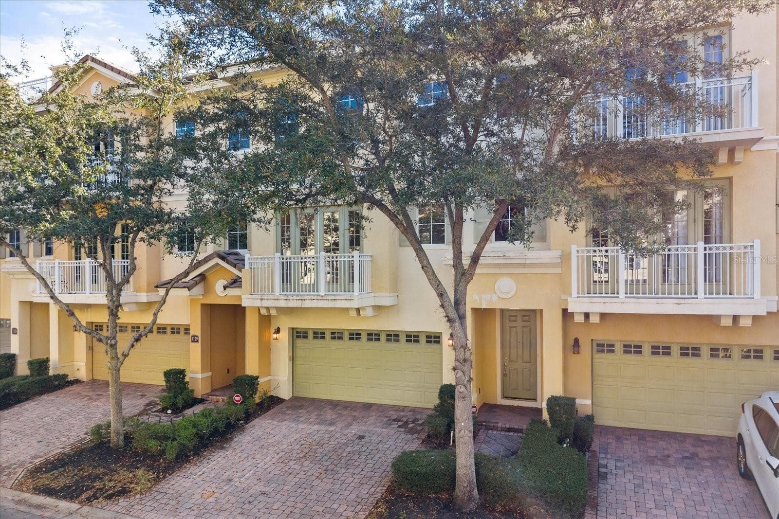 1125 Bolton Pl, FL