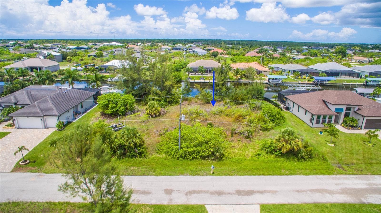 8088 Antwerp Cir, FL