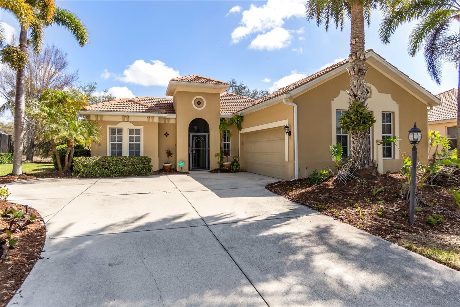 408 Park Trace Blvd, FL