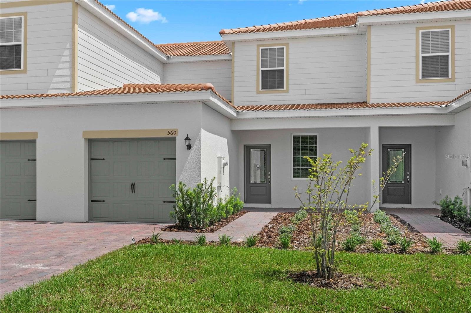 576 Bay Leaf Dr, FL