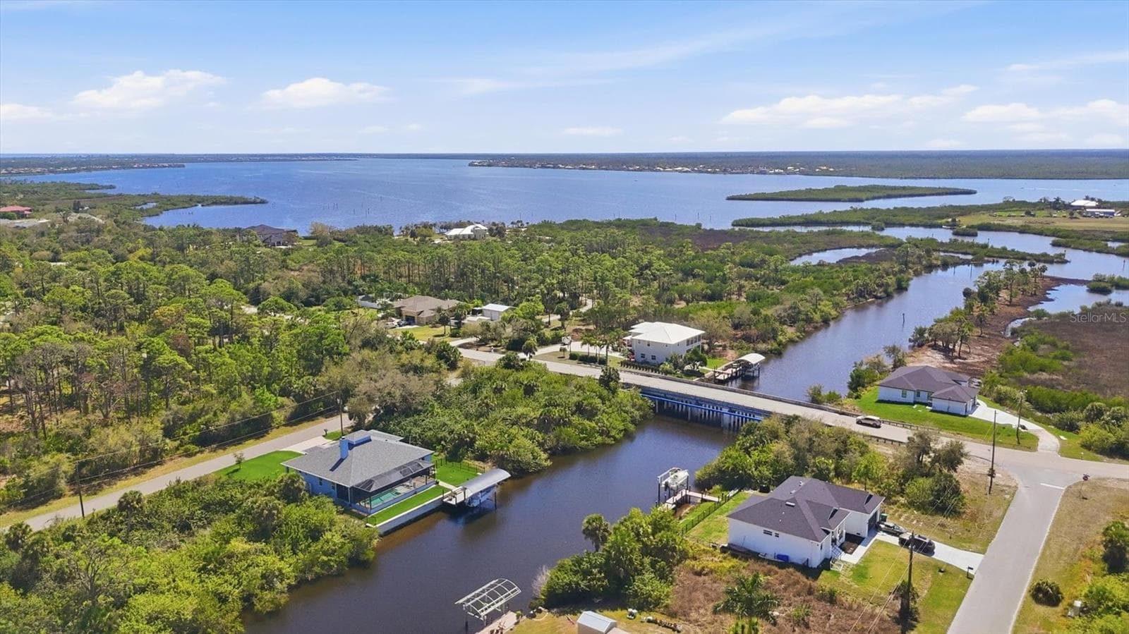 1022 Beekman Cir, FL