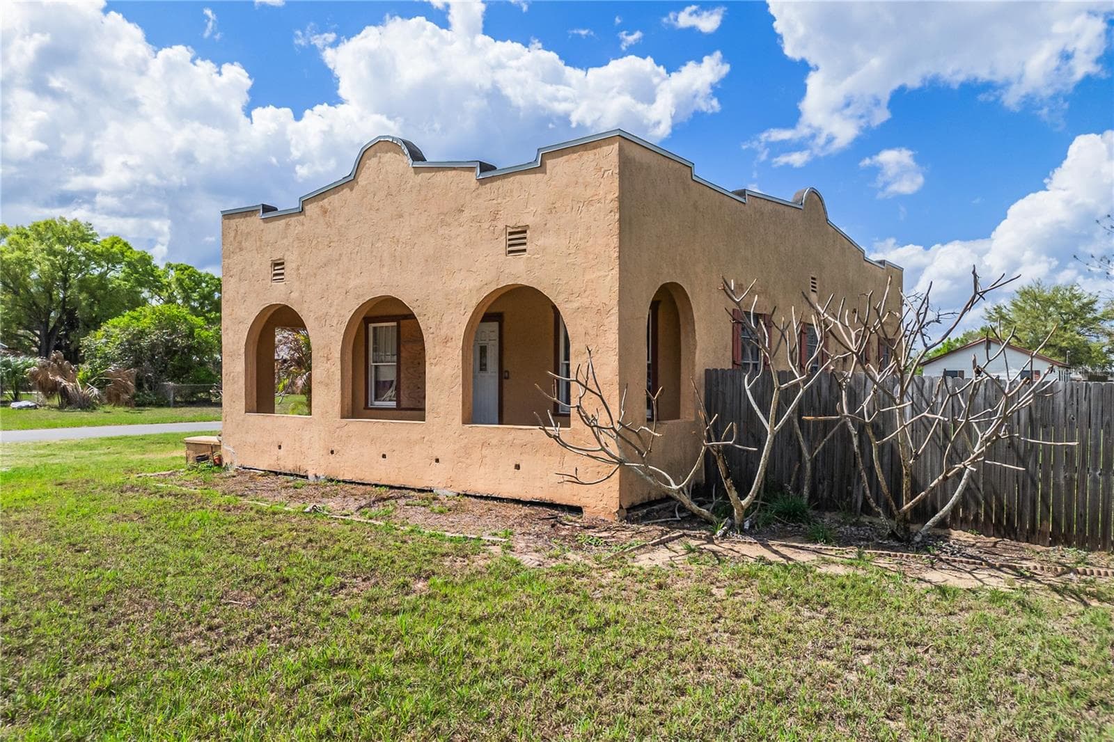 311 W Pearce Ave, FL