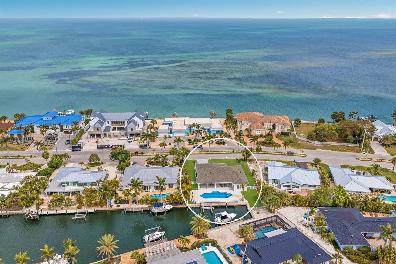 680 Key Royale Dr, FL
