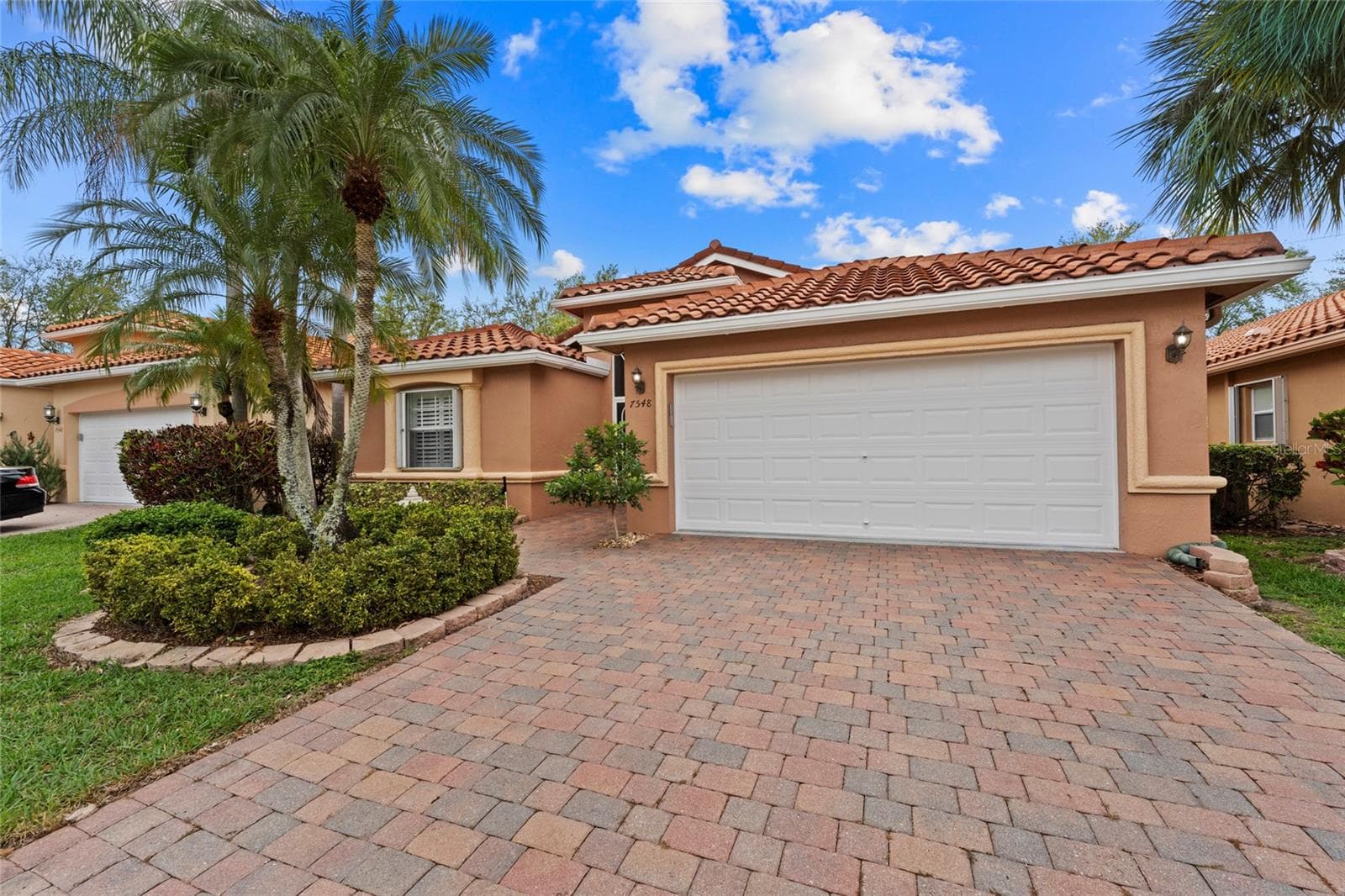 7548 Caprio Dr, FL