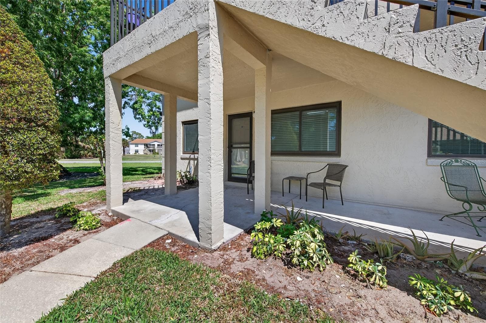 1601 Big Tree Rd #101, FL