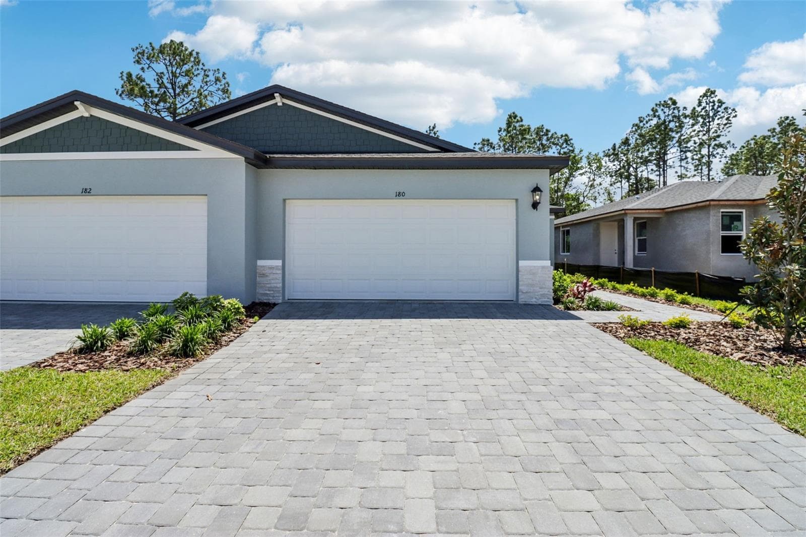 180 Parkhaven Dr, FL