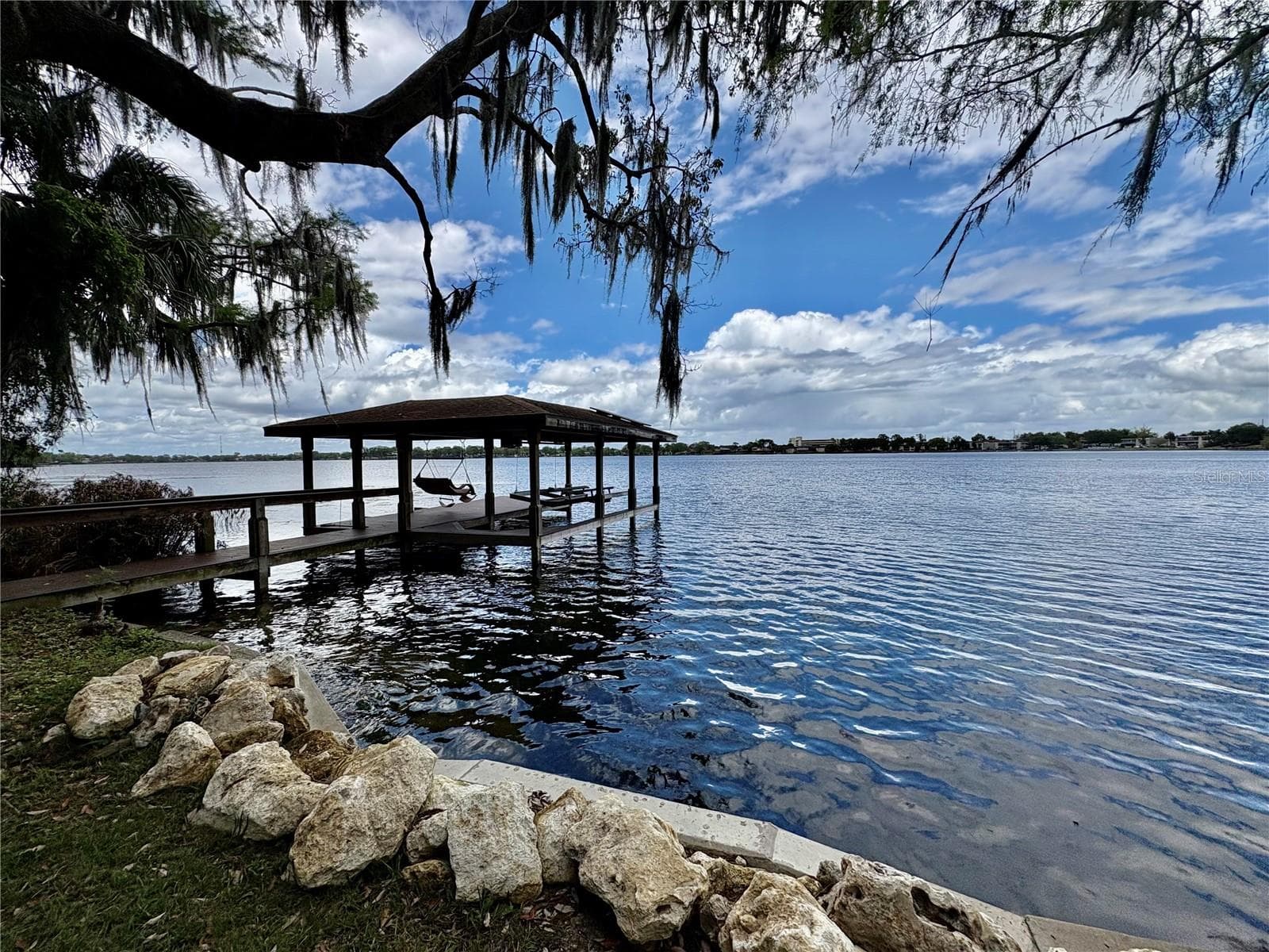 438 Lakeview Ave, FL