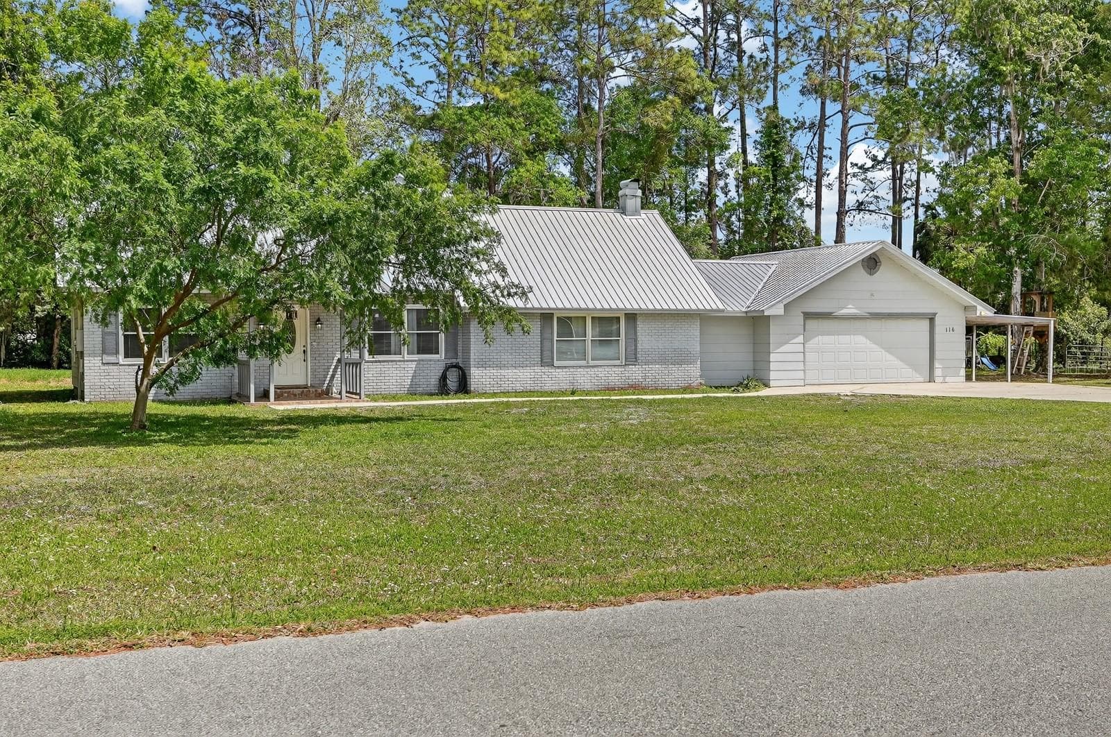 116 Round Lake Cir, FL