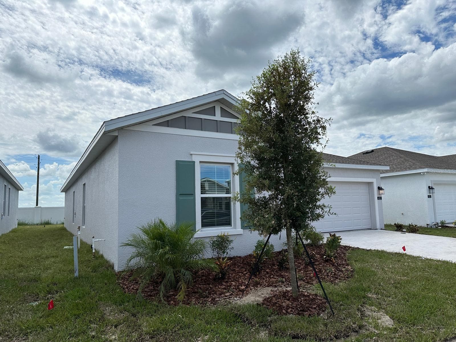 652 Trotters Dr, FL