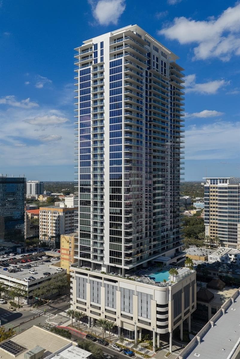 275 1st Ave S #3708, FL
