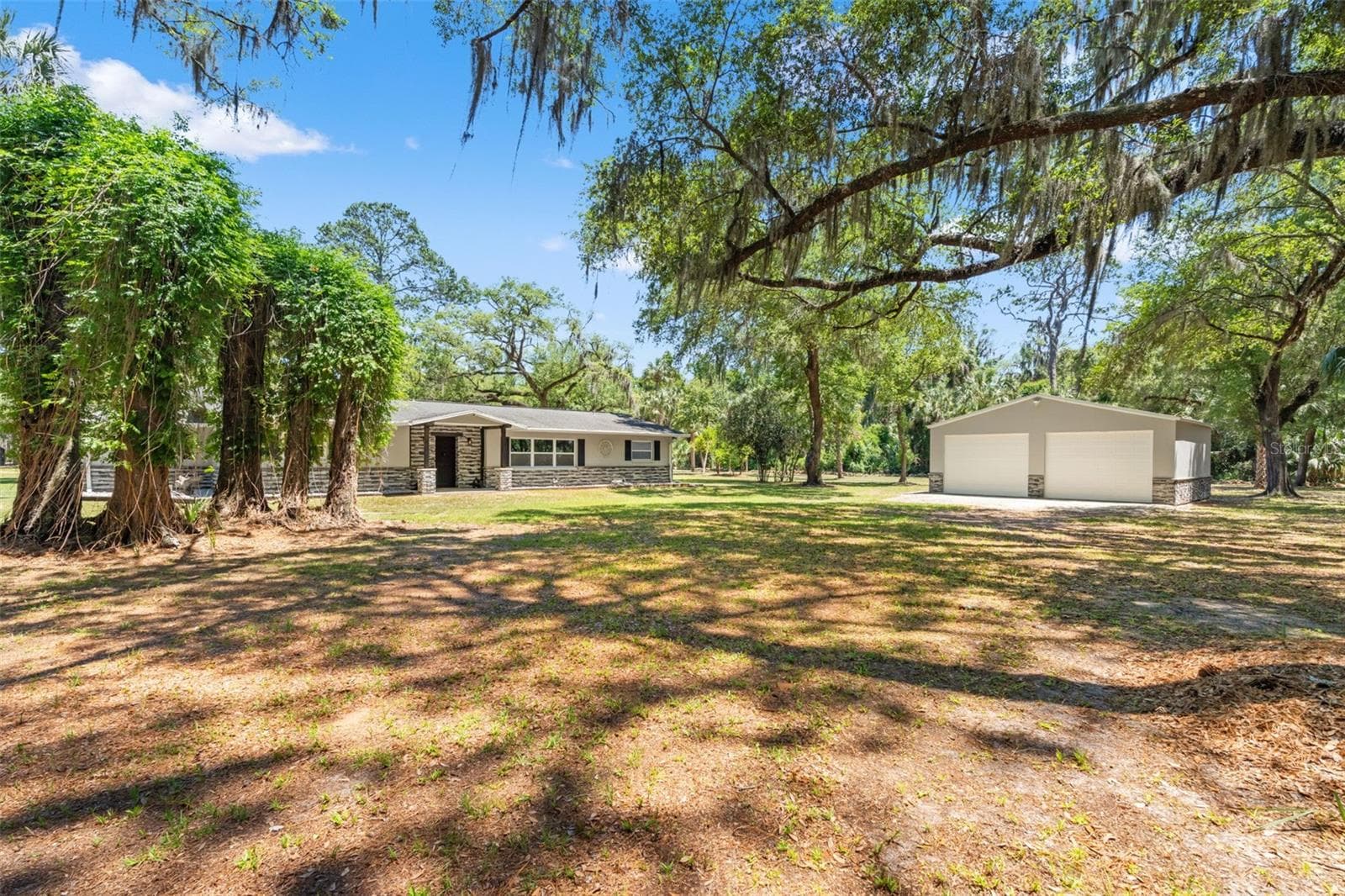 7845 N Flame Vine Way, FL