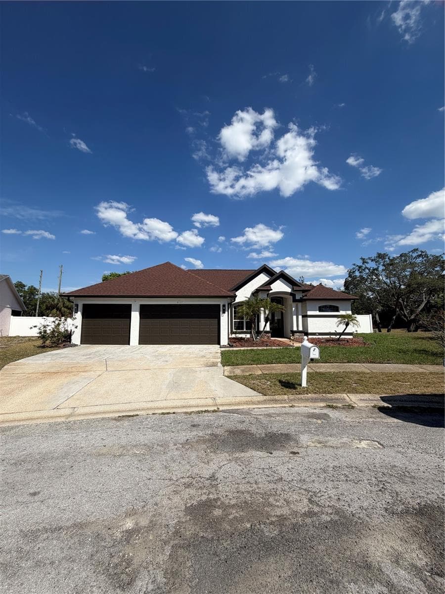 8137 Golden Bear Loop, FL
