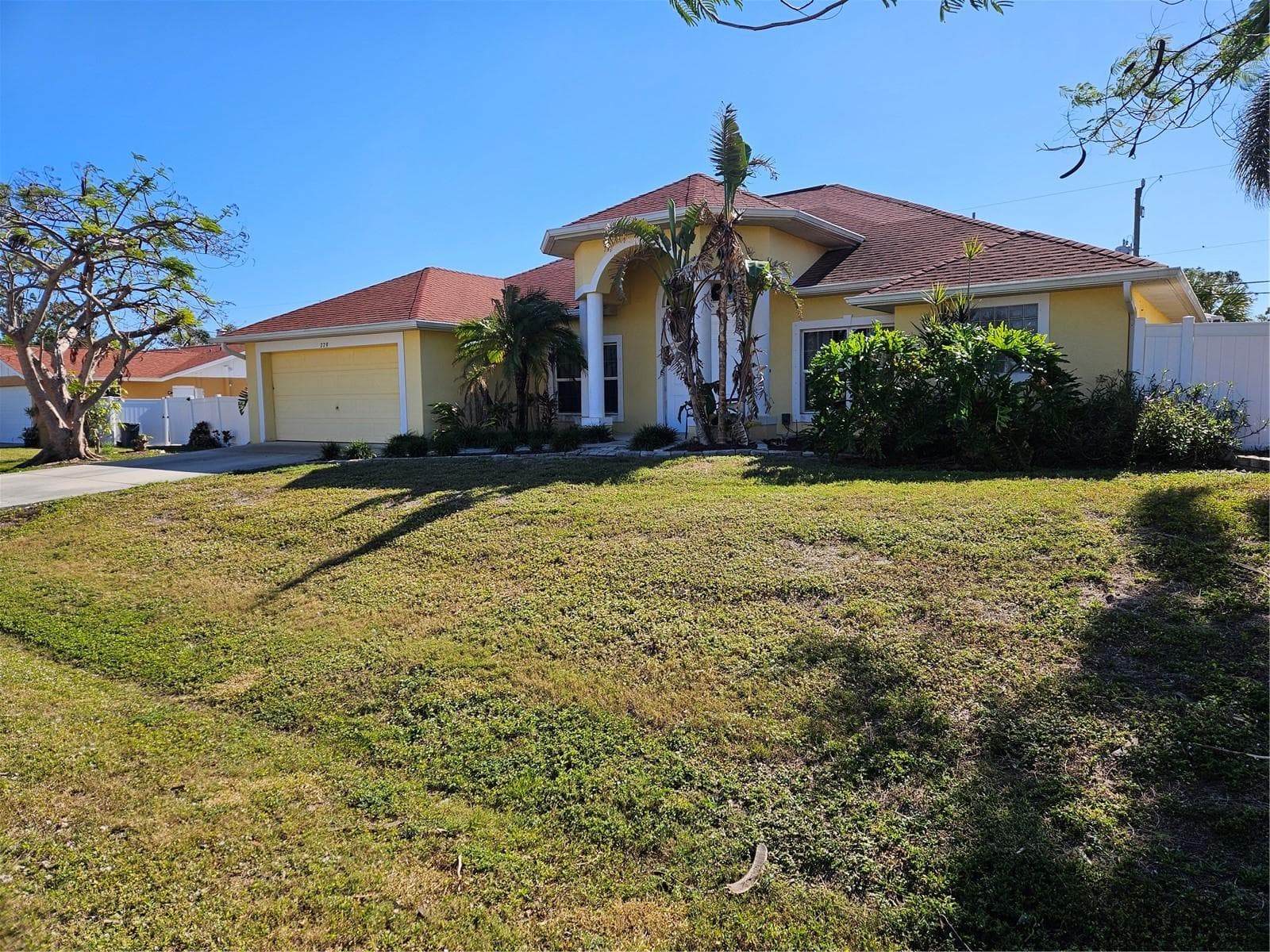 779 Nectar Rd, FL