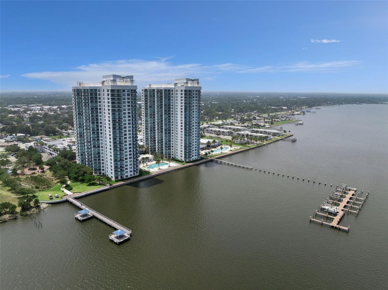 231 Riverside Dr #702-1, FL