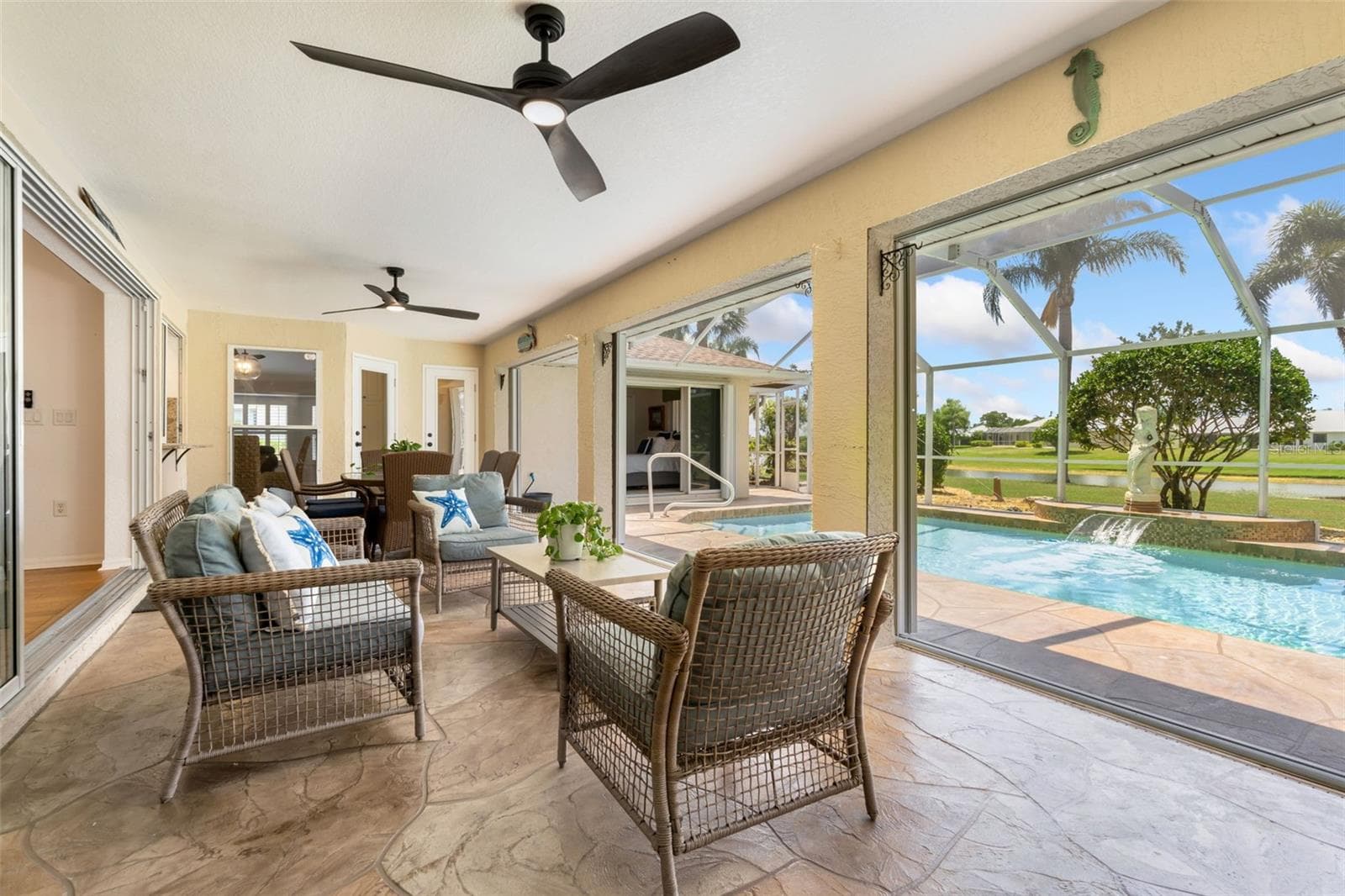 25237 Zodiac Ln, FL