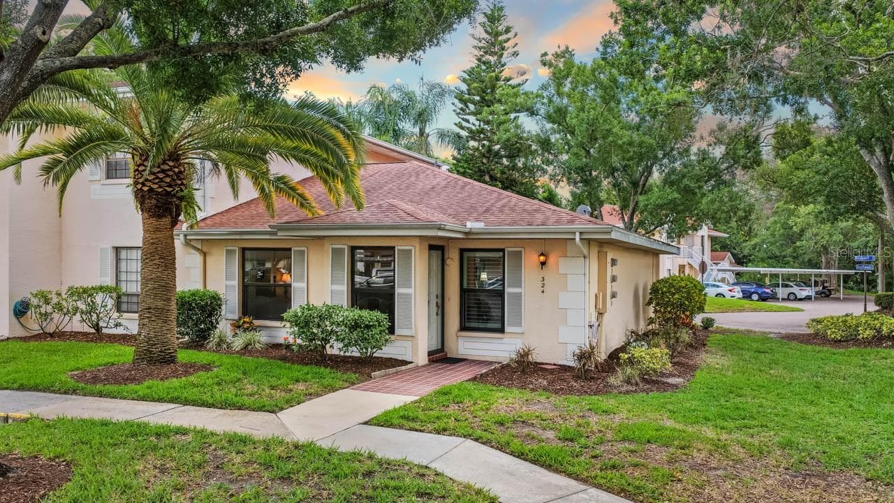324 Kelsey Way #4, FL